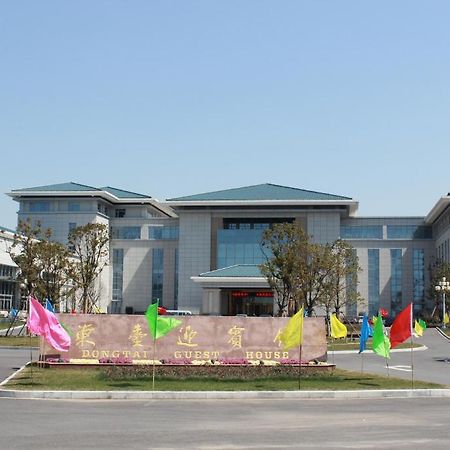 Dongtai Guest House - Jinling Hotels & Resorts Buitenkant foto
